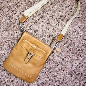 Authentic Coach Summer Crossbody